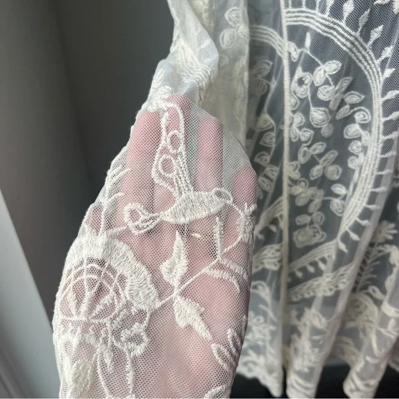 NWT Cato Delicate Lace Blouse - Large - Picture 11 of 14
